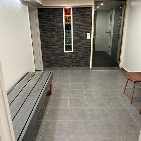 Luxury Apartments, Downtown Loft House With Private Sauna Lägenhet *