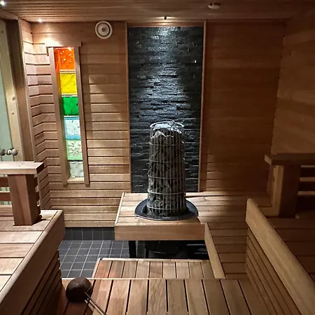 Luxury Apartments, Downtown Loft House With Private Sauna Апартаменты Рованиеми
